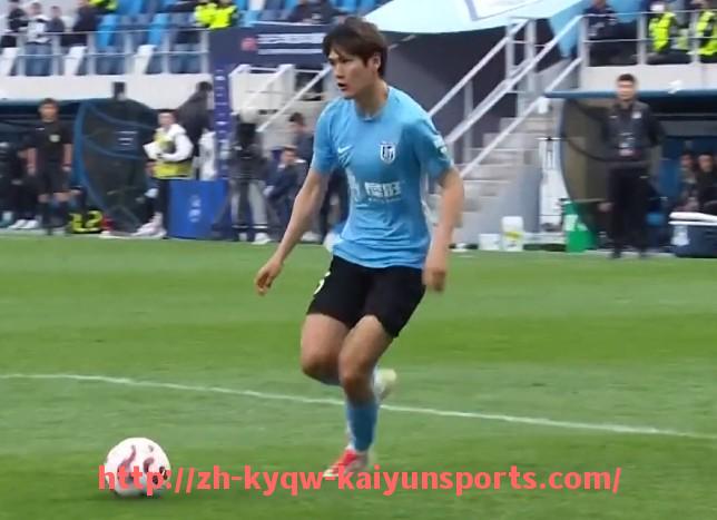 ky开云-世俱杯场边花絮全纪录，赛场内外精彩瞬间